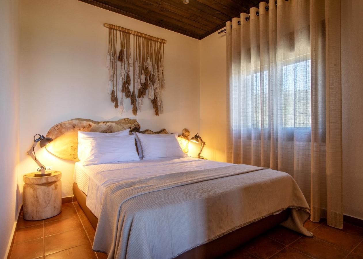 Ferienhaus Casa Del Olivar Develíkia